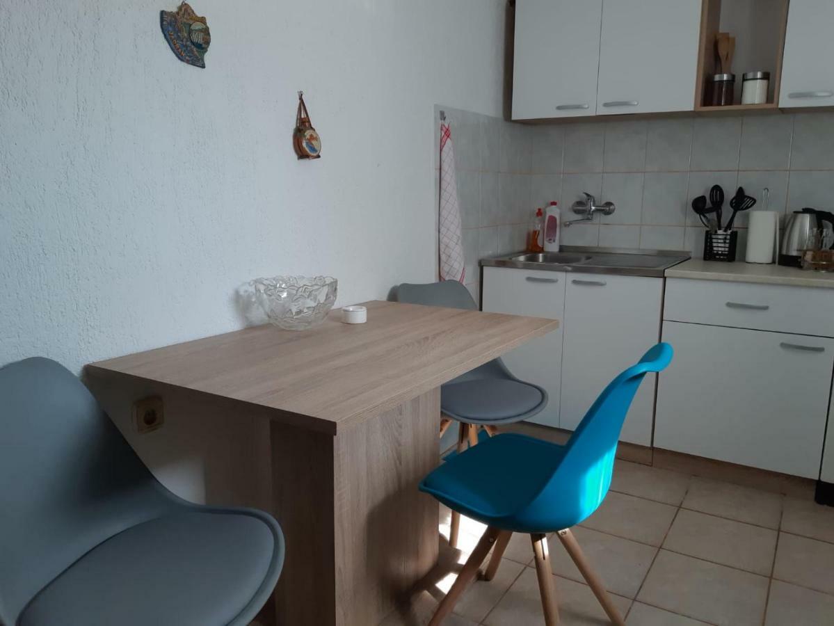 Apartment Upper Town Gospic Exterior photo